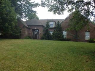 3266 Woodview Dr, Newburgh, IN 47630-8442
