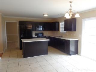 1049 Vanguard Dr, Spring Hill TN  37174-2863 exterior