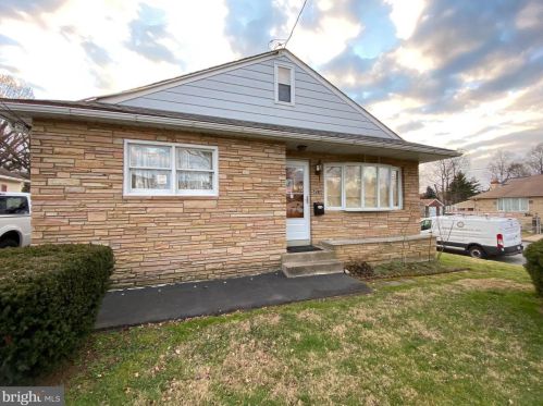 4516 Aubrey Ave, Philadelphia, PA 19114-3748