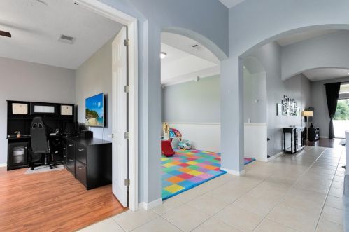 2424 Pond Cove Way, Apopka FL  32712-4886 exterior