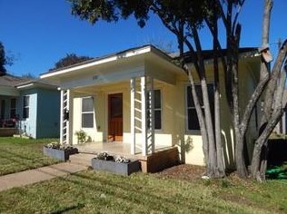 207 7th St, Georgetown, TX 78626-5705