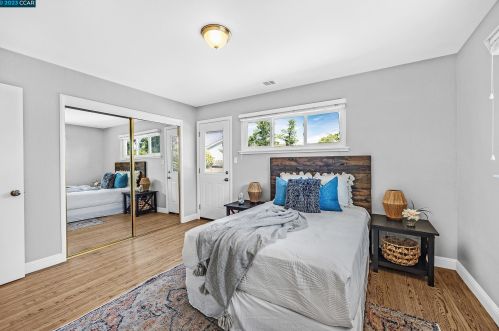 1831 Oakmead Dr, Concord CA 94520-3006 exterior