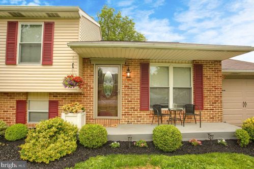 104 Pond Meadow Ct, Harrisburg, PA 17110-3438