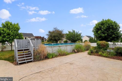 1142 Dallas Dr, Upton PA  17225-8535 exterior