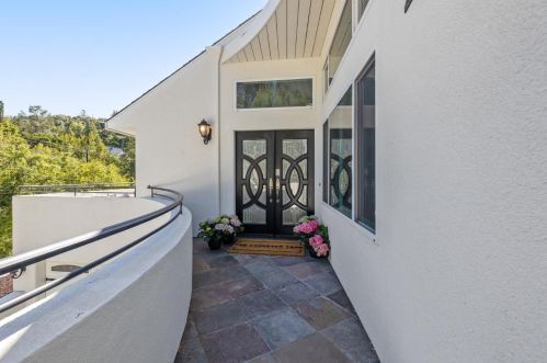 2430 Lake Blvd, Redwood City, CA 94062-3338