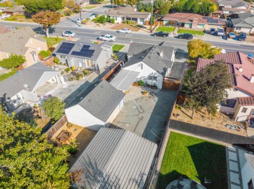 1560 Cienega Rd, Hollister CA  95023-5510 exterior