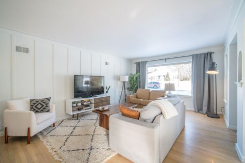 3265 93rd St, Milwaukee WI  53222-3510 exterior