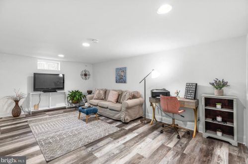 117 Monticello Dr, Riverton NJ 08077-4377 exterior