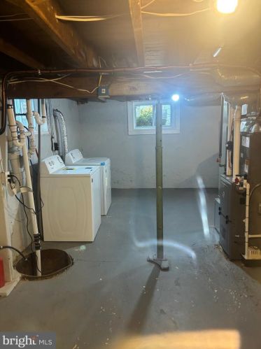 932 Davis St, West Deptford NJ  08096-5866 exterior