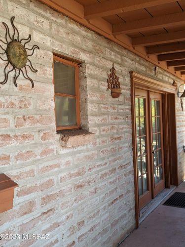 7424 La Canada Dr, Tucson, AZ 85704-1904