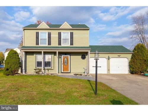 48 Argyle Ave, Blenheim, NJ 08012-4568