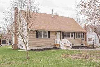 4 Donny Dr, New Hamburg NY  12590-2313 exterior