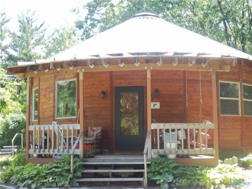 12955 Archbold Whitehouse Rd, Whitehouse, OH 43571-9122