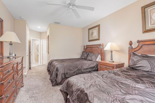 8267 Mulligan Cir, Fort Pierce, FL