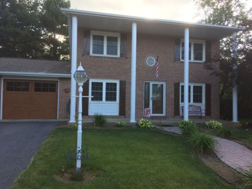 410 Herwen Dr, Lees Cross Roads, PA 17257-8905