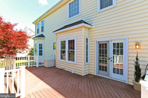 14286 Chalfont Dr, Haymarket VA  20169-2632 exterior