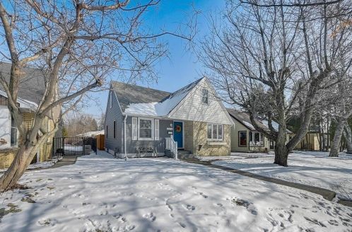 3316 Honey Creek Dr, Milwaukee WI  53219-3911 exterior