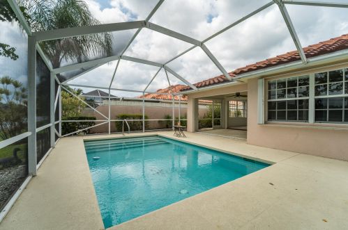 2224 Blue Springs Rd, West Palm Beach, FL 33411-5706
