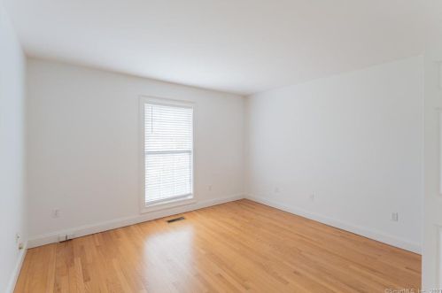 5 Stonewall Rd, Colchester CT  06420-4135 exterior