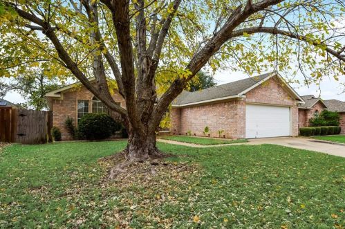 3717 Fleetwood Dr, Fort Worth, TX 76123-2397