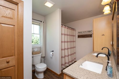 1748 30th Ave, Hammond WI  54015-5215 exterior