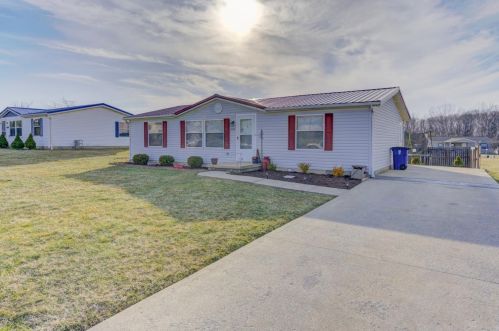 249 Taylor Dr, Wilmington, OH 45177-7162