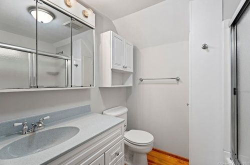1305 Main St, Wapping CT  06074-2454 exterior