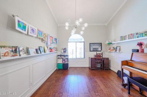 1712 Tulsa St, Chandler AZ  85225-8228 exterior