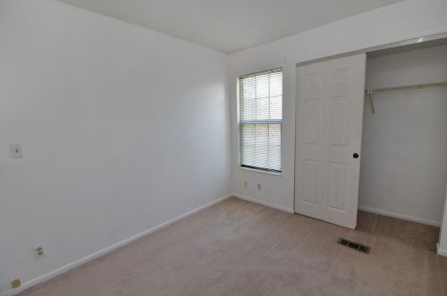 1566 Grn Edge Dr, Florence KY  41042-7099 exterior