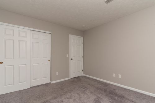9743 Cherbourg Dr, Hamilton KY  41091-7623 exterior