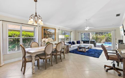 769 101 Ave, Naples FL 34108-3205 exterior