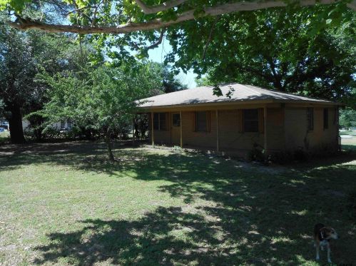 803 Cottonwood St, Athens, TX 75751-9733