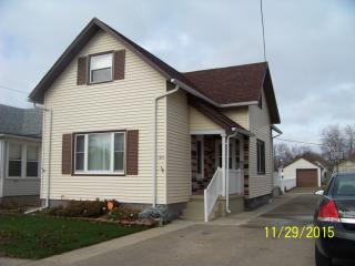 1219 Monroe St, Sandusky, OH 44870-2215