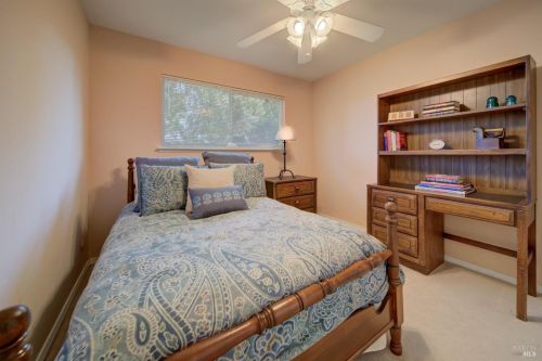 430 Willamette Dr, Vacaville CA  95688-4228 exterior