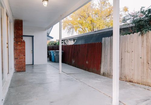 233 Monte Vista Ave, Vacaville CA  95688-3842 exterior