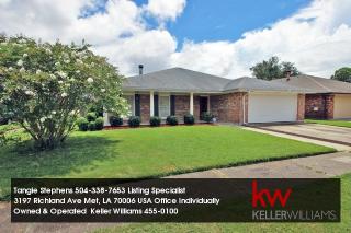 40 Rhine Dr, Kenner, LA 70065-1130