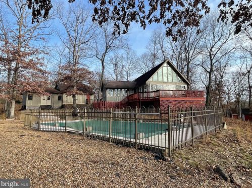 324 Primrose Ln, Hedgesville, WV 25427-4465