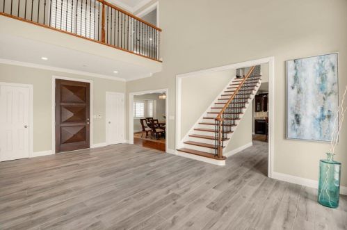 18660 Castle Lake Dr, Morgan Hill CA  95037-9472 exterior