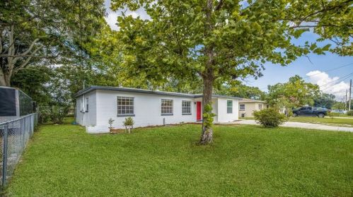 1406 Queensway Rd, Orlando, FL 32808-5519