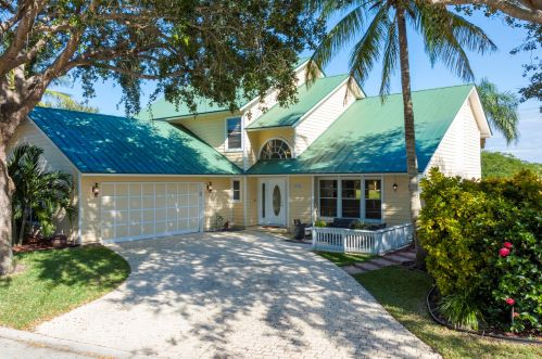 10381 Jupiter Narrows Dr, Hobe Sound FL  33455-3279 exterior