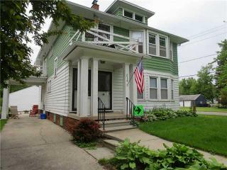 230 John St, Maumee, OH 43537-2147