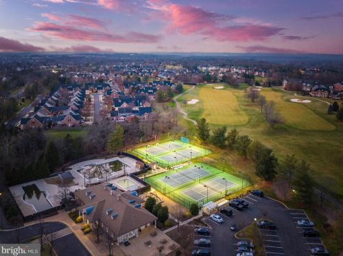 18506 Pelicans Nest Way, Leesburg VA  20176-3963 exterior