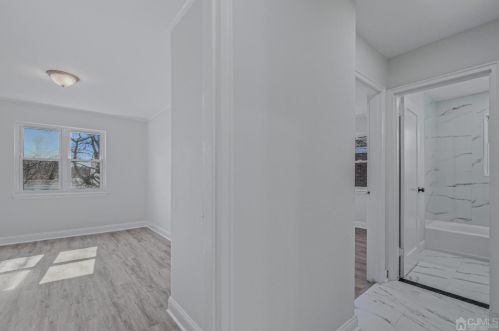 154 Midland Pl, Newark NJ  07106-3311 exterior