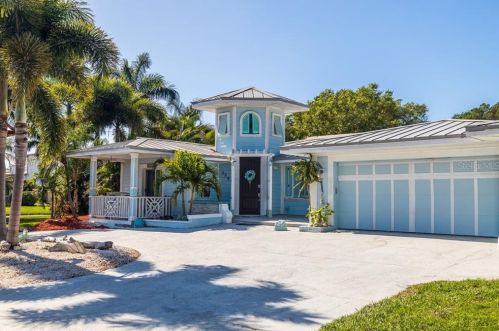 1940 Kentucky Ave, Saint Petersburg, FL 33703-5552