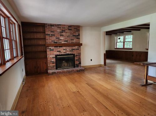 3220 Nottingham Rd, Norristown PA  19403-4162 exterior