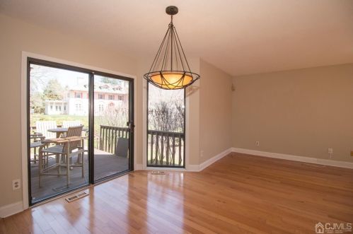501 Sayre Dr, Princeton NJ  08540-5855 exterior