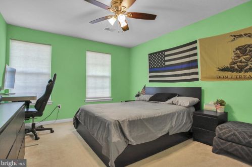 250 Savanna Dr, Pottstown PA  19465-6603 exterior