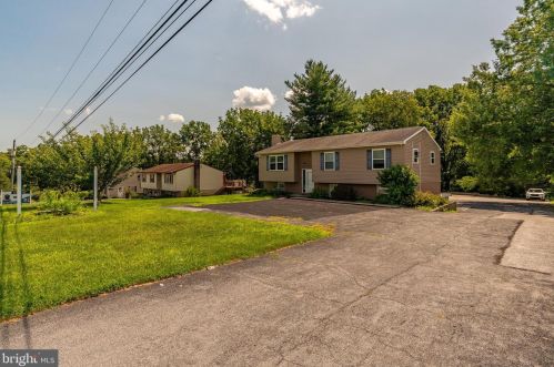 888 Millersville Rd, Lancaster, PA 17603-6154