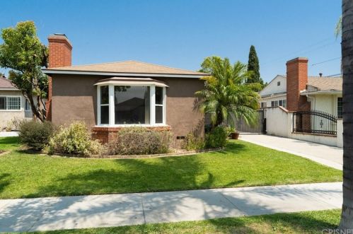2410 Earl Ave, Long Beach, CA 90806-3018