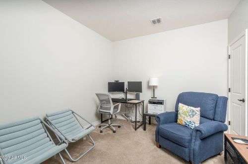 3948 Strawberry Dr, Gilbert AZ  85298-3703 exterior